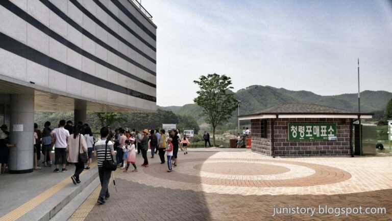 역사의 슬픔을 간직한 영월 단종의 유배지 청령포